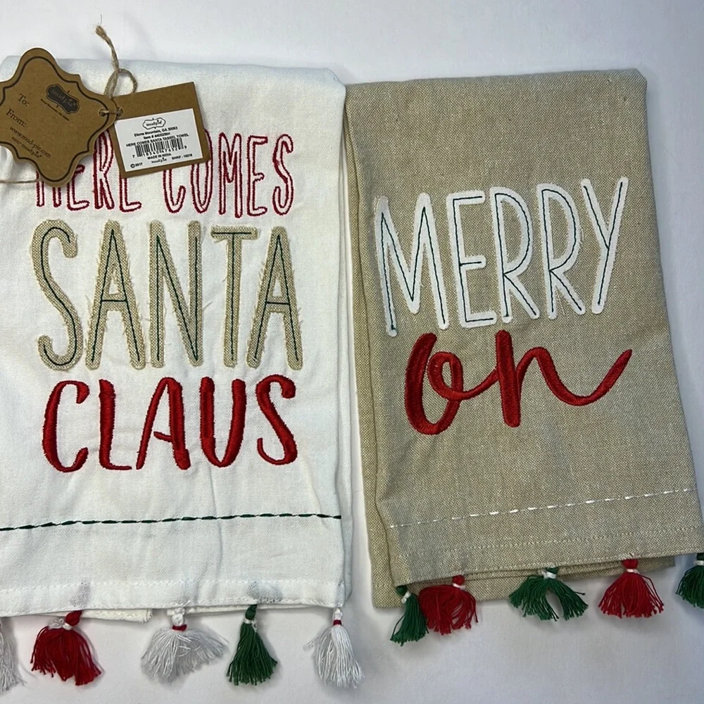 MUDPIE Tassel Towels SET of 2 Santa Merry Christmas Embroidery hostess gift‎ NEW